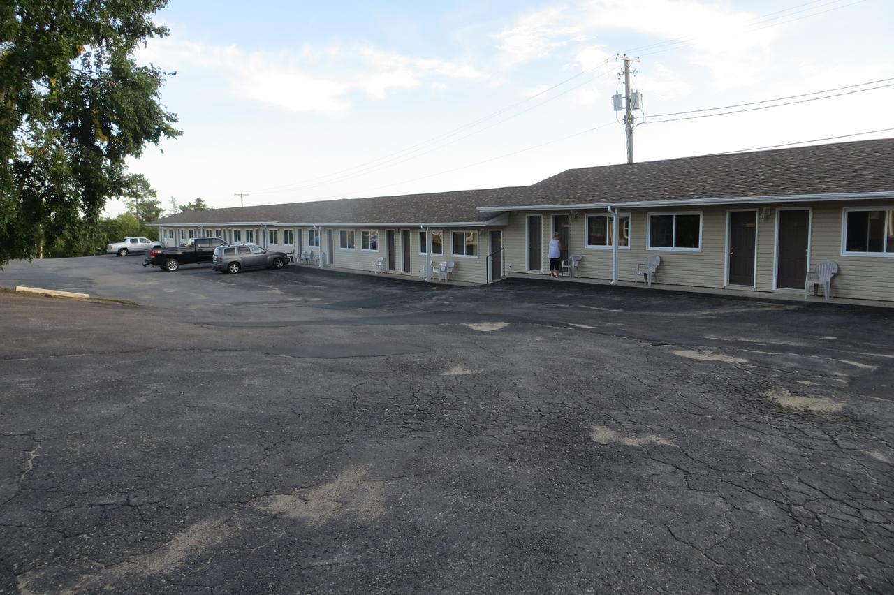 Fundy Line Motel Miramichi Eksteriør billede